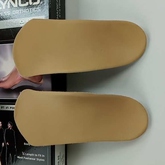 Aetrex Lynco L500 Dress Orthotics. Women's size 5 - Picture 5 of 9